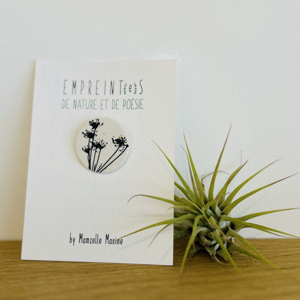 Broche 'Sauvage carotte'